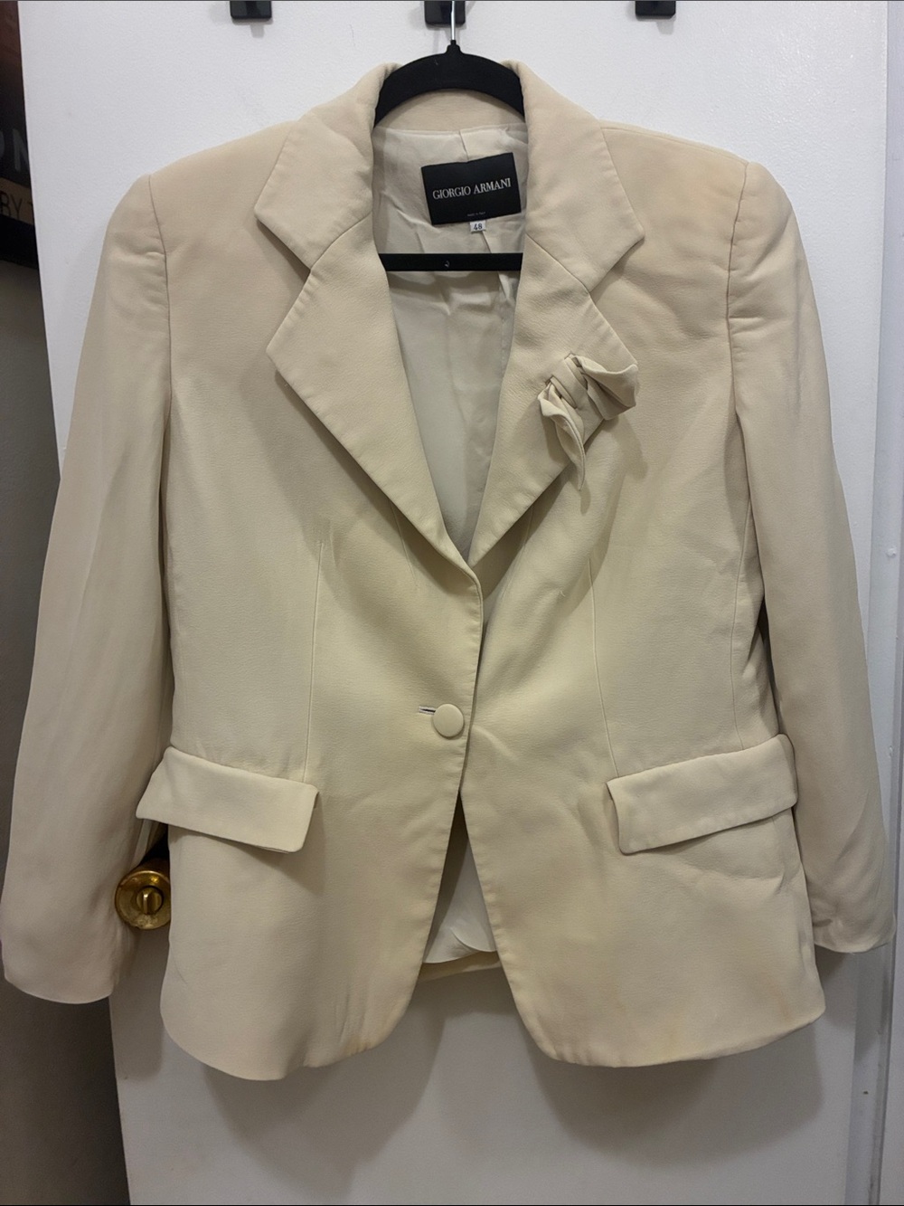 Giorgio Armani Vintage 80s 100% Silk Cream Single-Button Blazer Old Money
